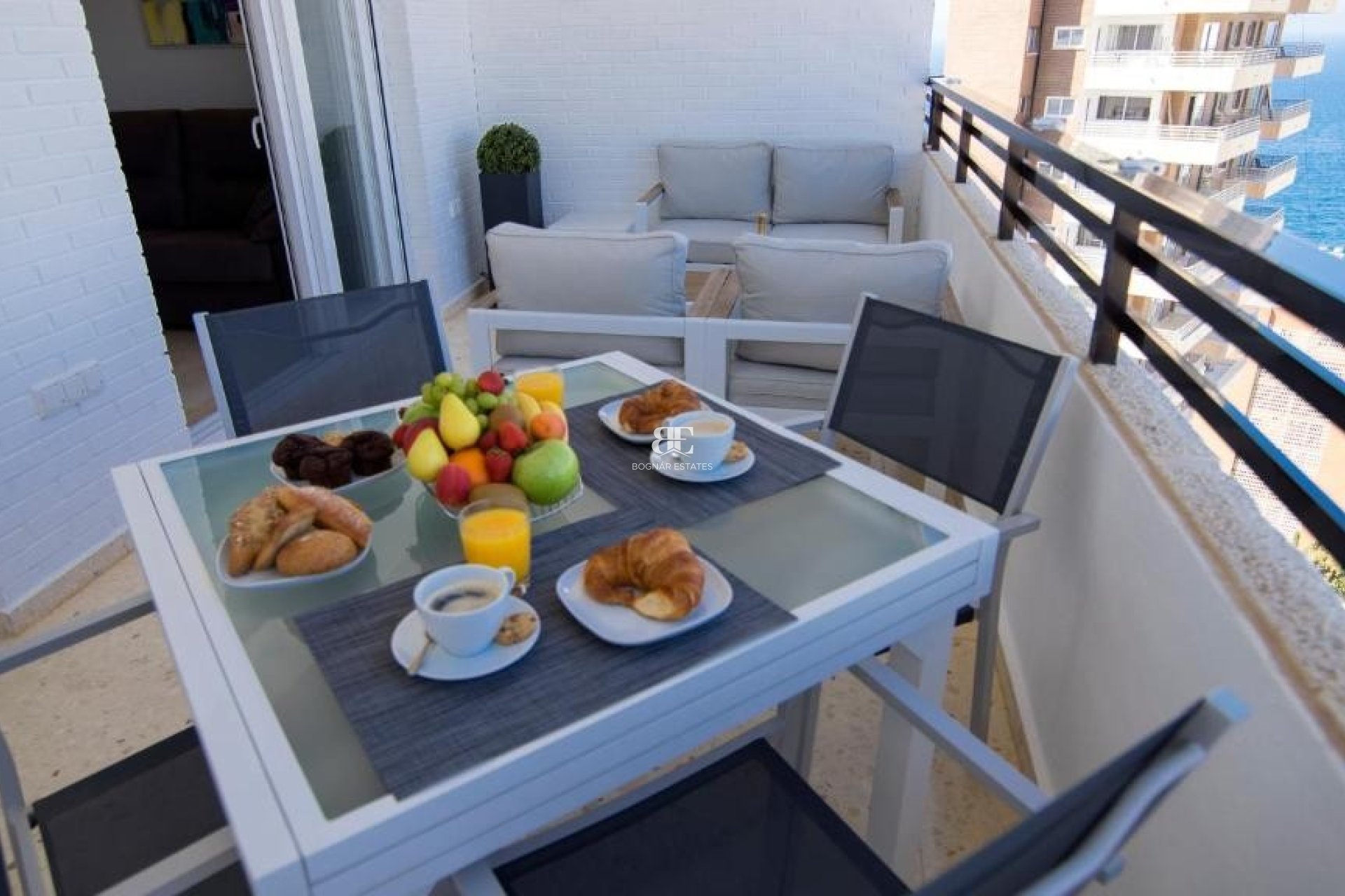 Resale - apartment -
Benidorm - Rincón de Loix