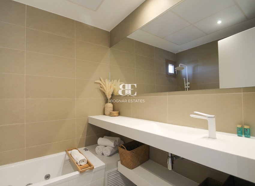 Resale - apartment -
Benidorm - Zona de Poniente