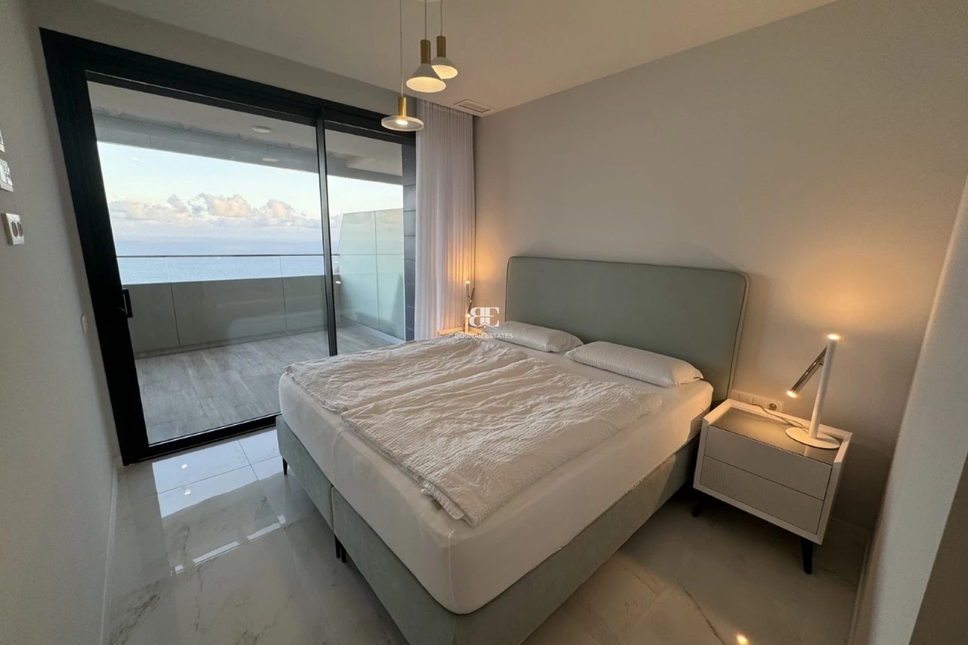 Resale - apartment -
Benidorm - Zona de Poniente