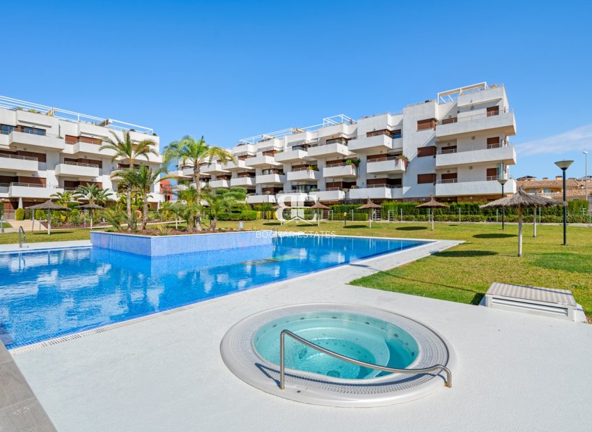 Resale - apartment -
Cabo Roig - Lomas de Cabo Roig