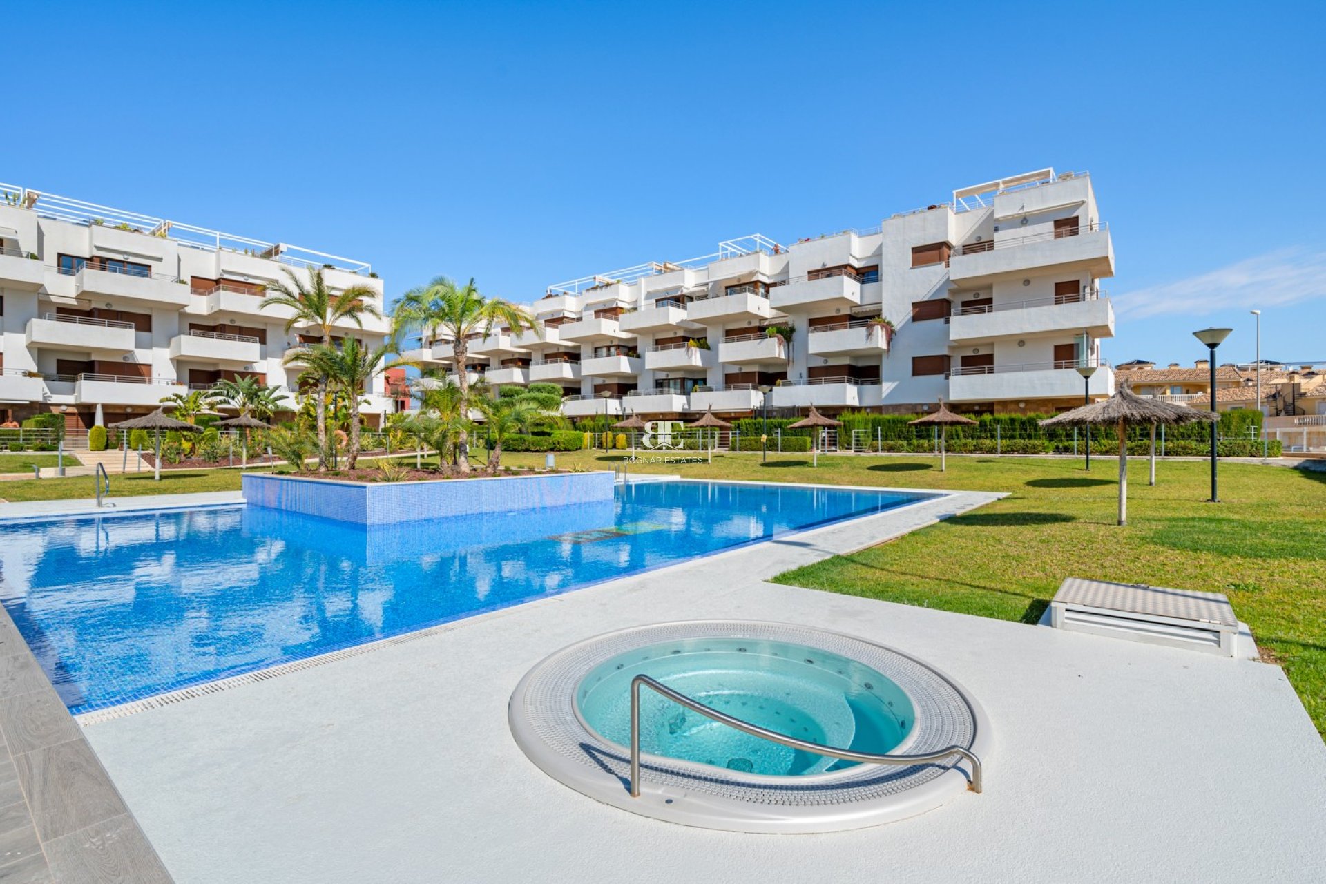 Resale - apartment -
Cabo Roig - Lomas de Cabo Roig