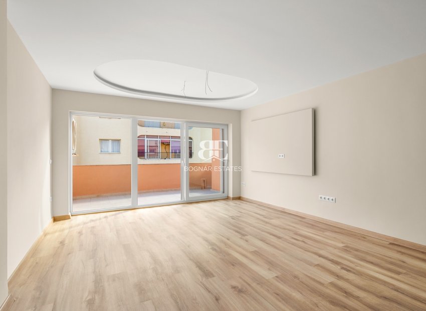 Resale - apartment -
Calpe - Centro