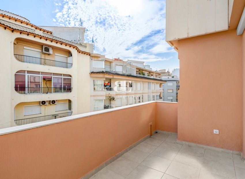 Resale - apartment -
Calpe - Centro