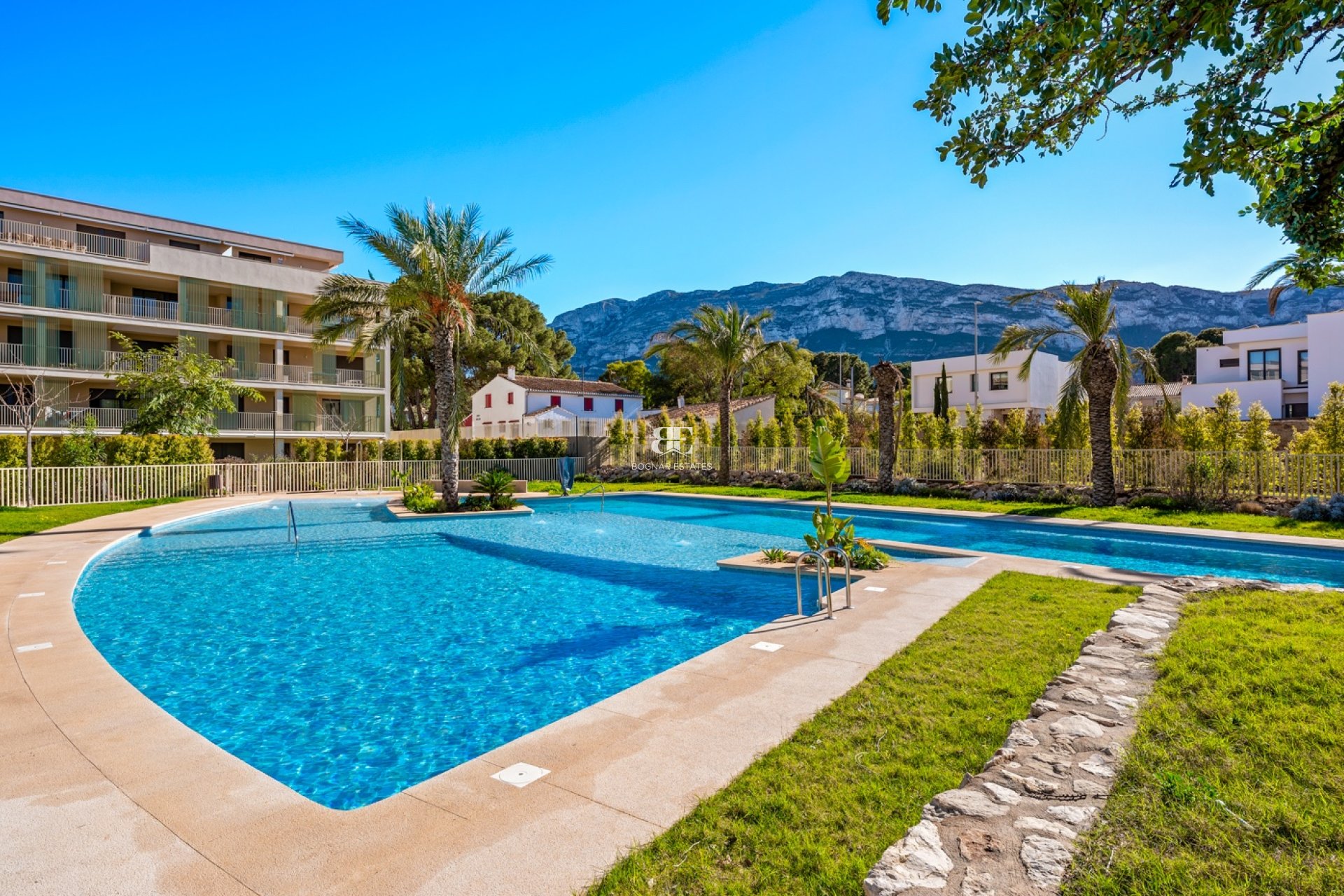 Resale - apartment -
Denia - Puerto