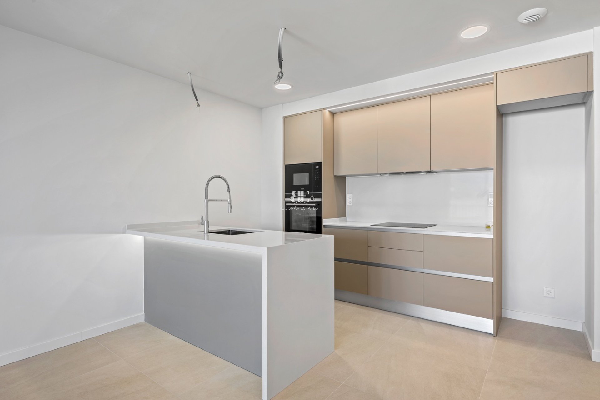 Resale - apartment -
Denia - Puerto