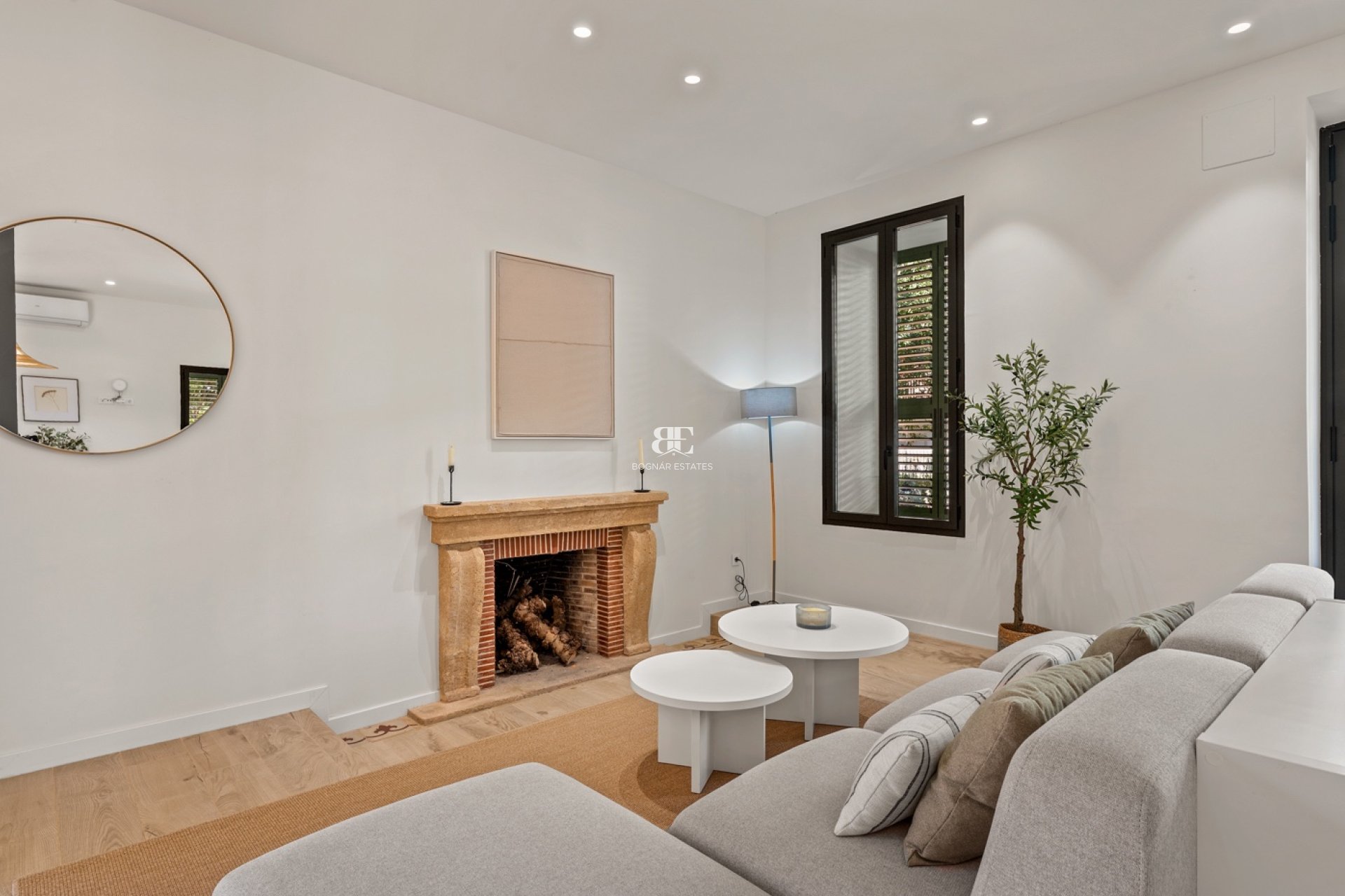 Resale - apartment -
Denia - Puerto