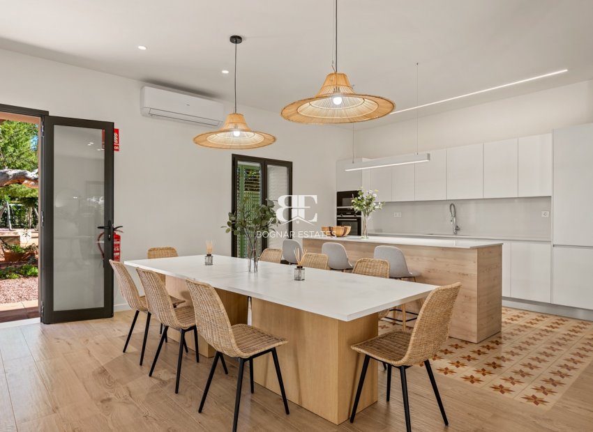 Resale - apartment -
Denia - Puerto