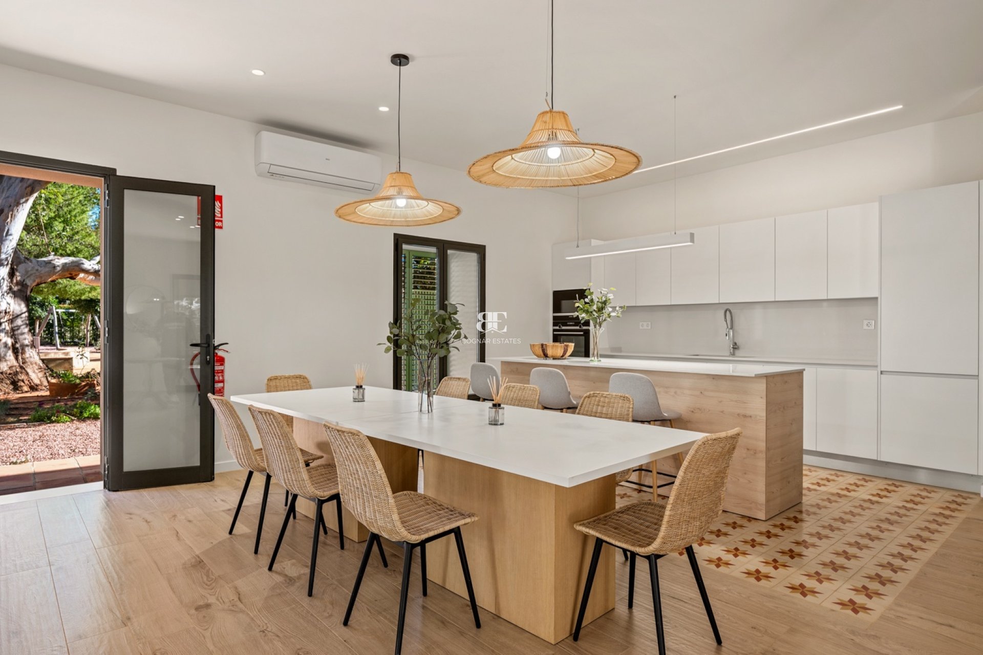 Resale - apartment -
Denia - Puerto