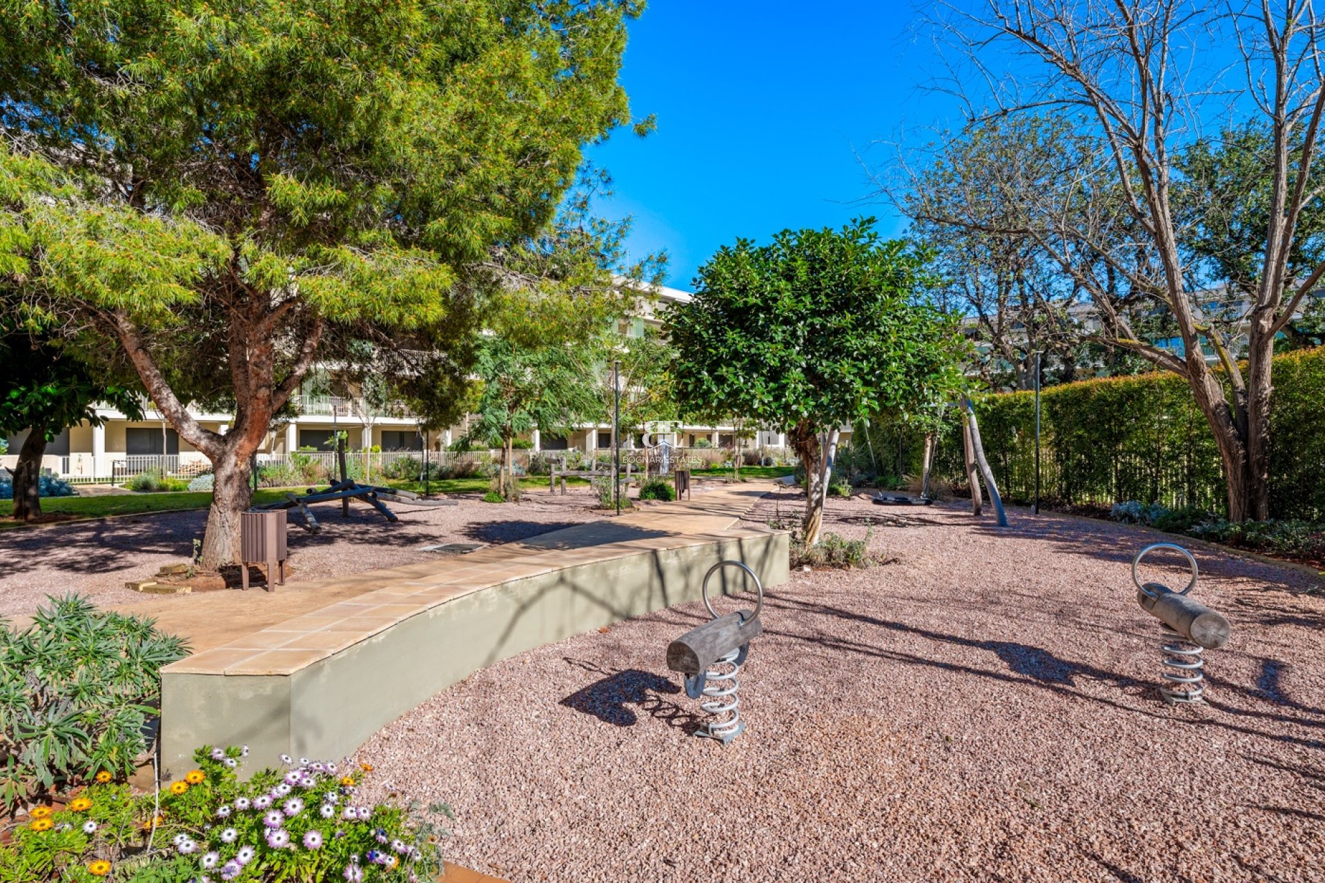 Resale - apartment -
Denia - Puerto