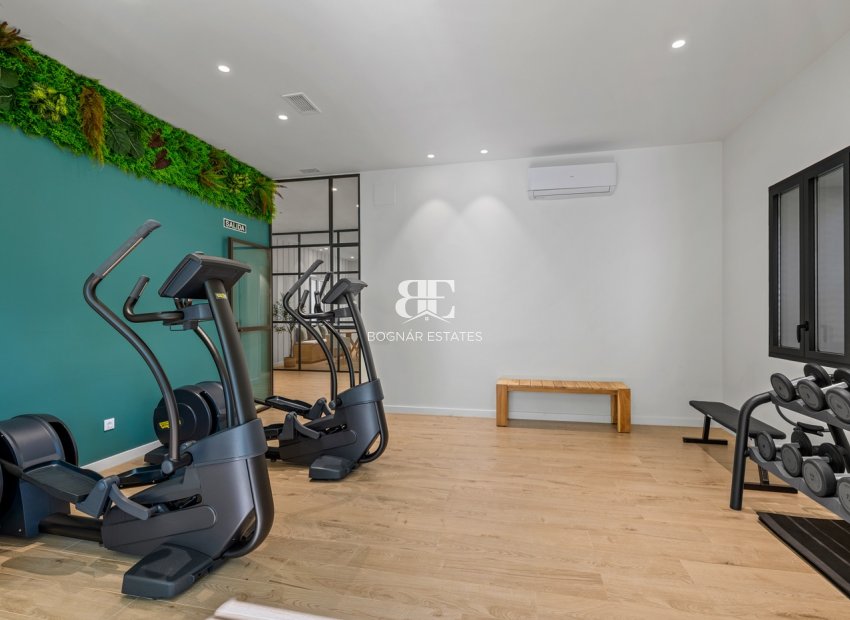 Resale - apartment -
Denia - Puerto