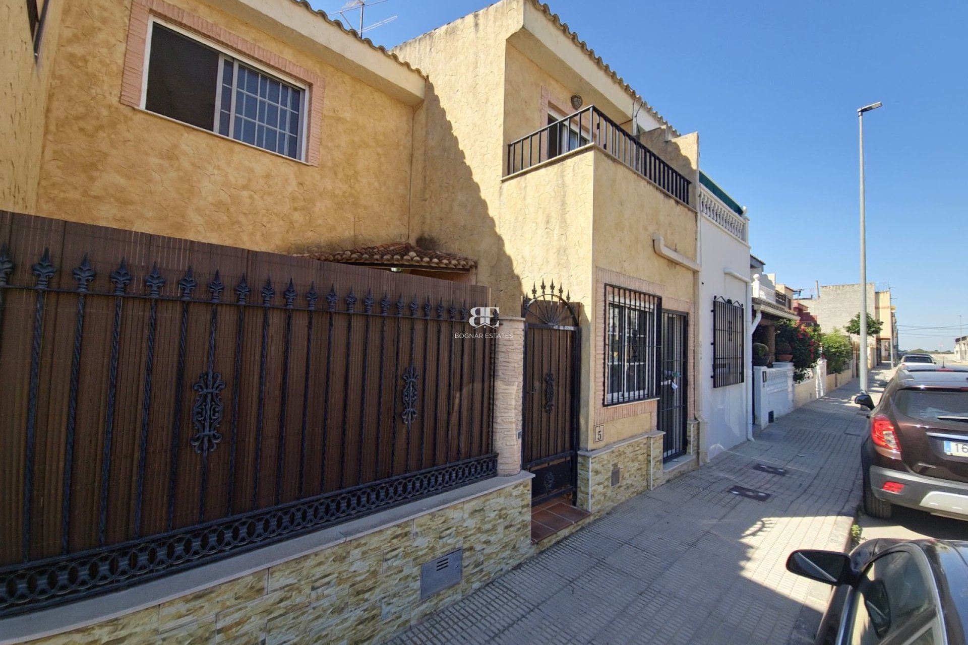Resale - apartment -
Dolores