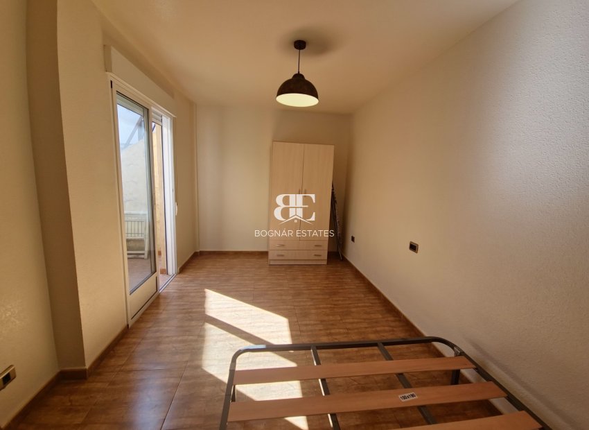 Resale - apartment -
Dolores
