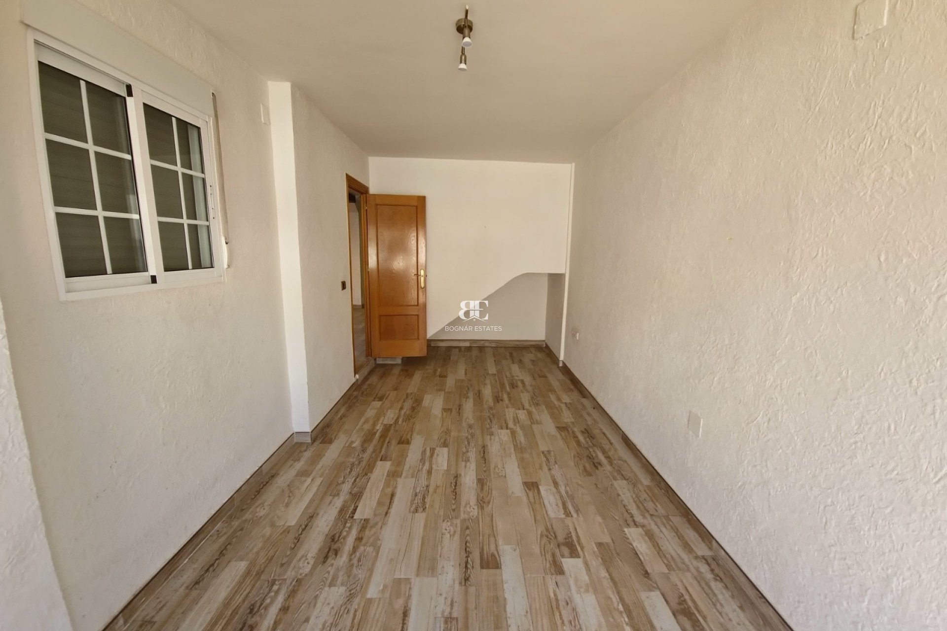 Resale - apartment -
Dolores