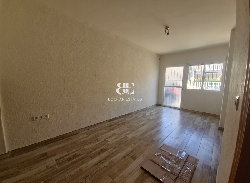 Resale - apartment -
Dolores