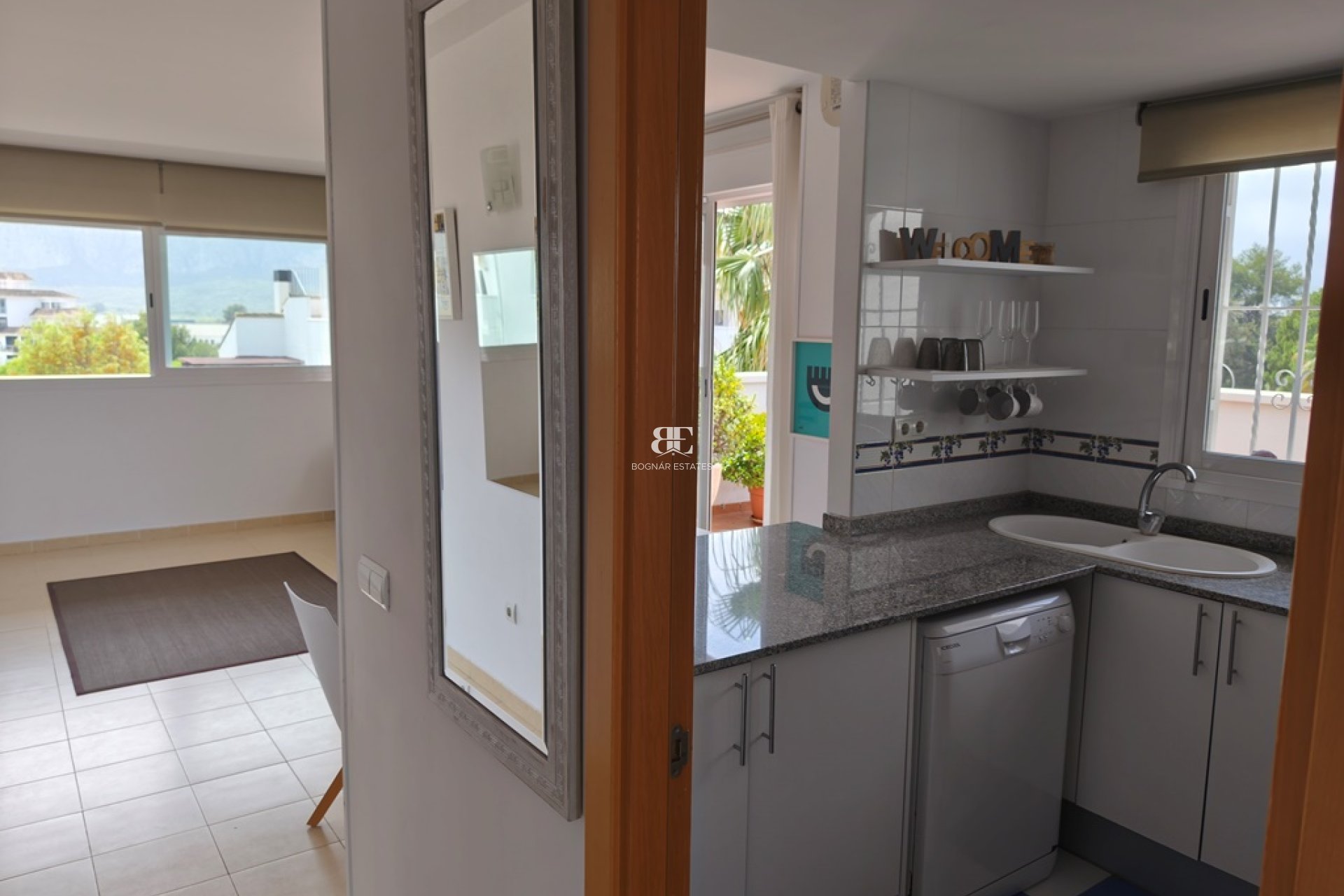 Resale - apartment -
El Verger