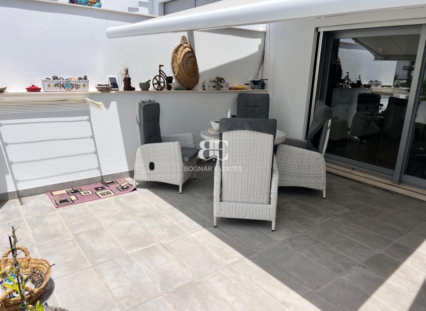 Resale - apartment -
Entre Naranjos - Vistabella - Entre Naranjos