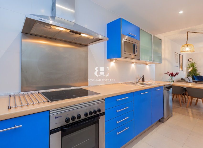 Resale - apartment -
Finestrat - Cala de Finestrat
