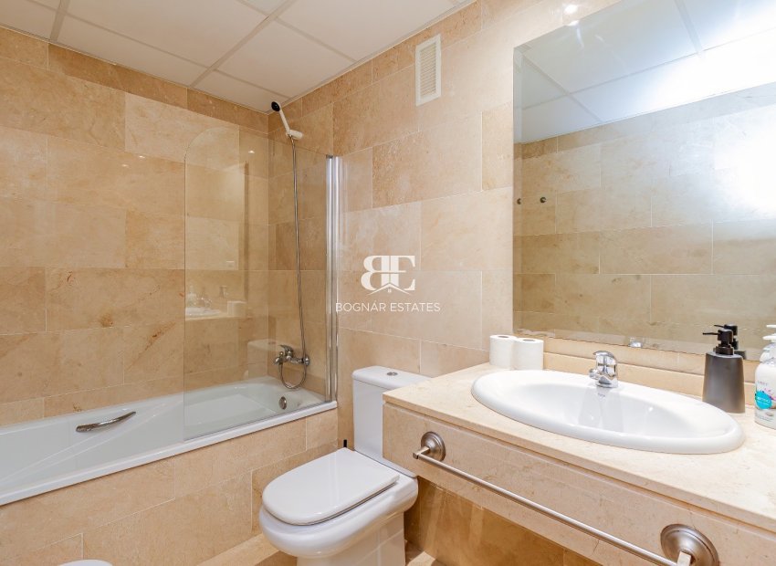 Resale - apartment -
Finestrat - Cala de Finestrat