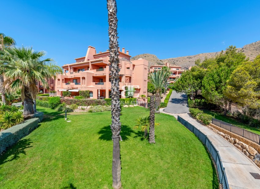 Resale - apartment -
Finestrat - Sierra Cortina
