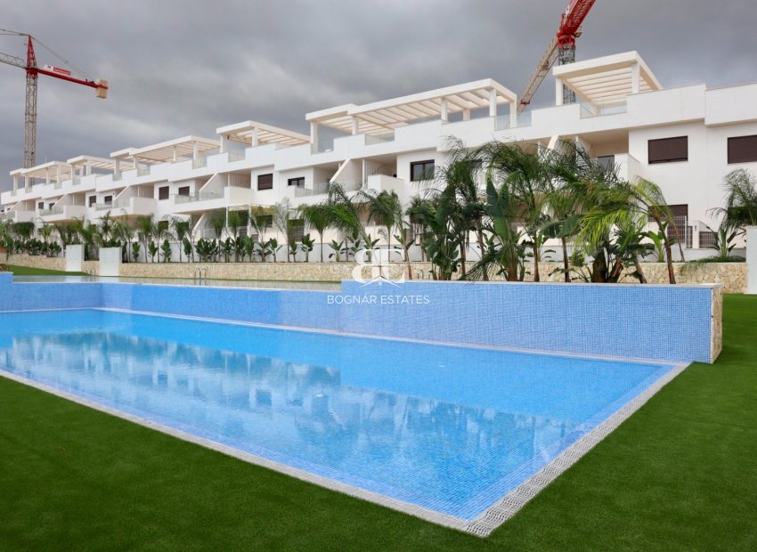 Resale - apartment -
Finestrat