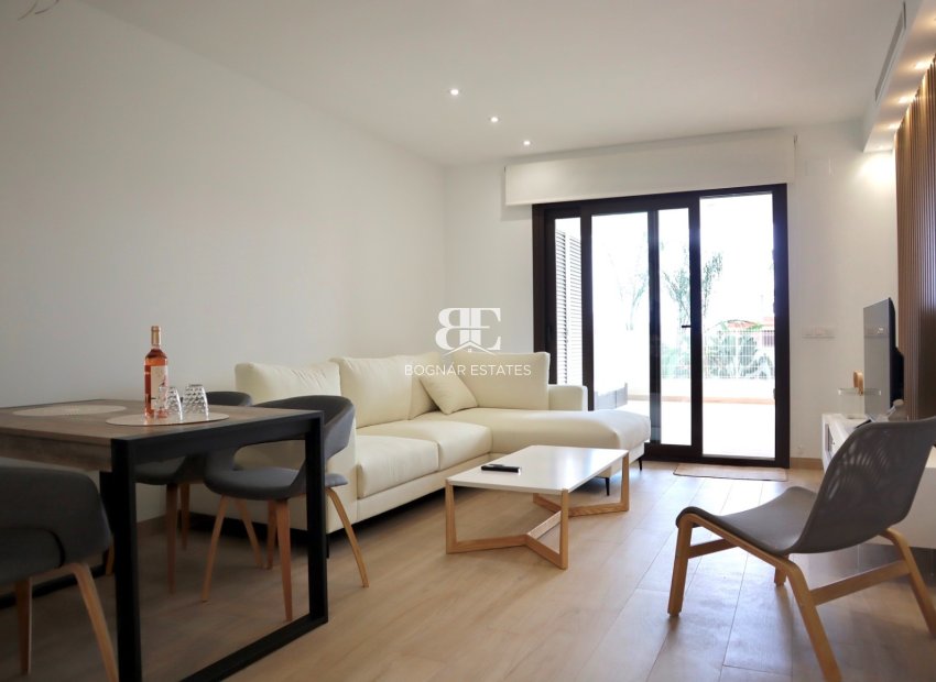 Resale - apartment -
Finestrat