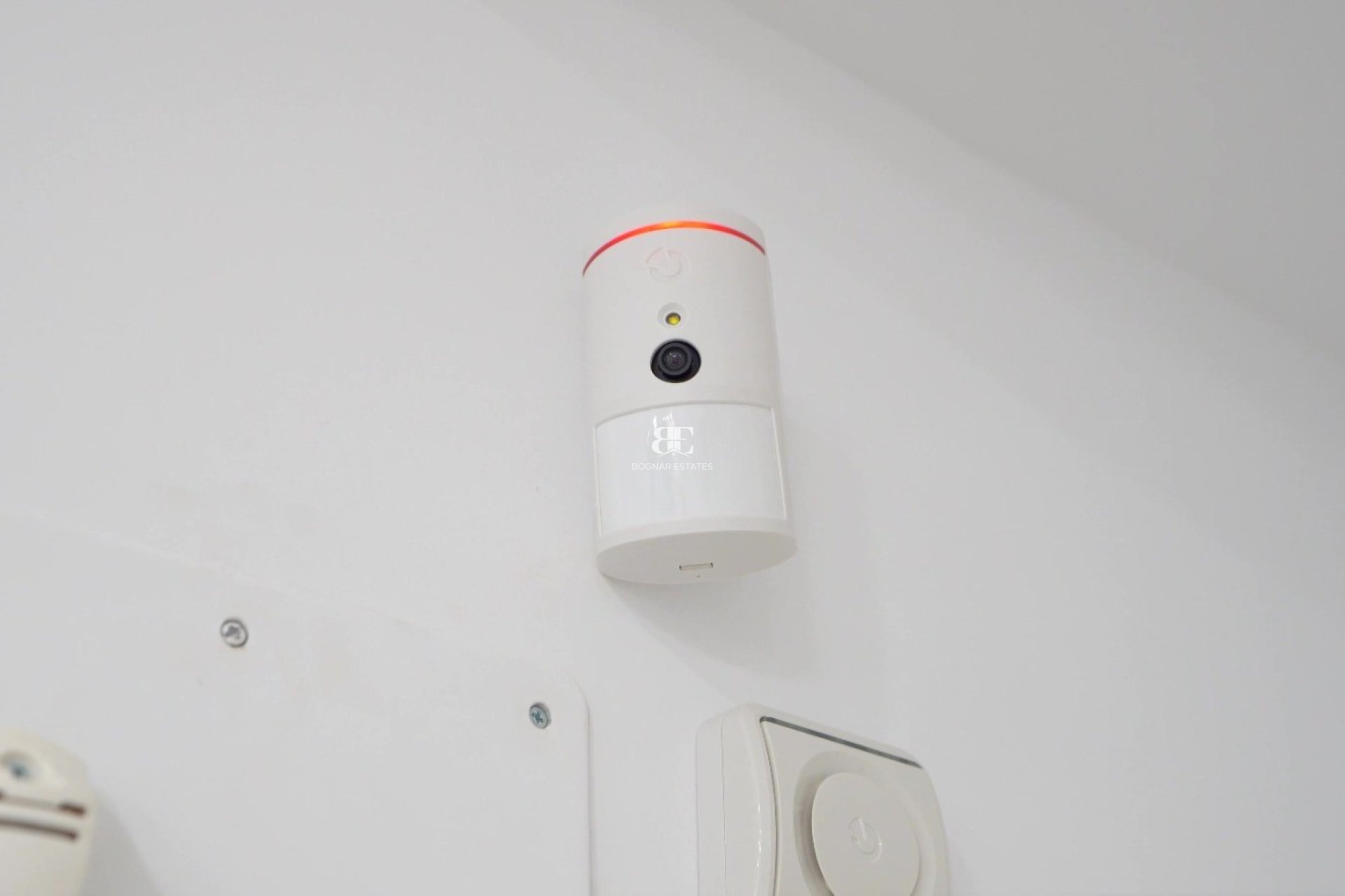 Resale - apartment -
Finestrat