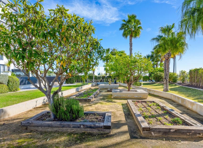 Resale - Apartment / Flat * -
Orihuela Costa - Los Dolses