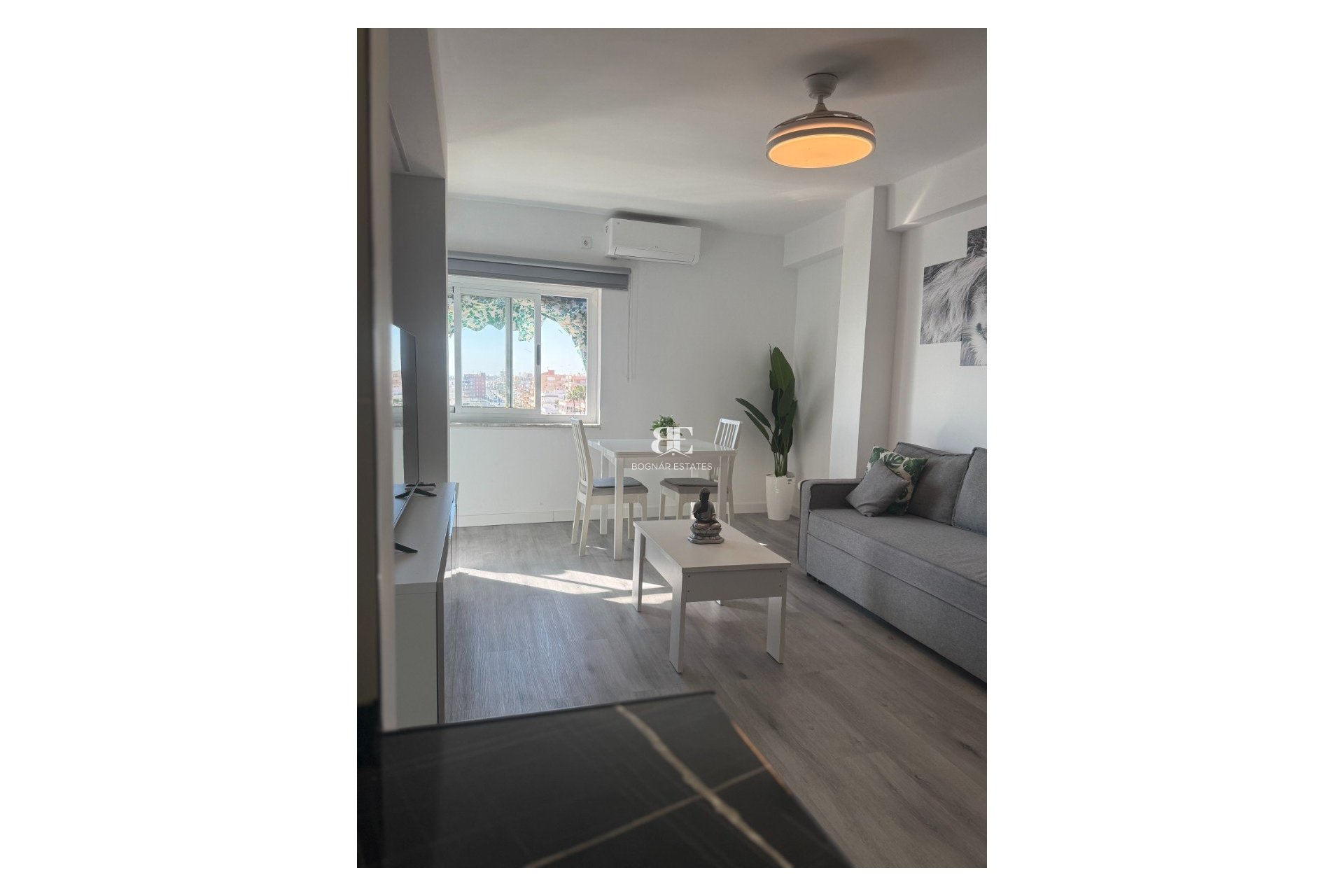 Resale - Apartment / flat -
Santa Pola