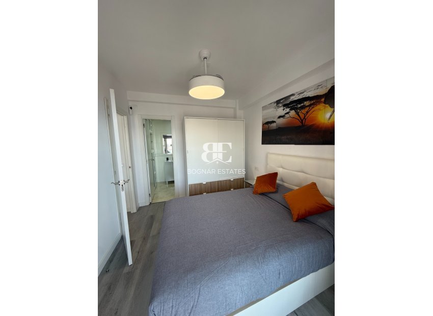 Resale - Apartment / flat -
Santa Pola