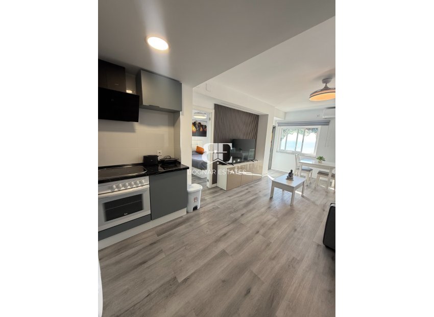 Resale - Apartment / flat -
Santa Pola