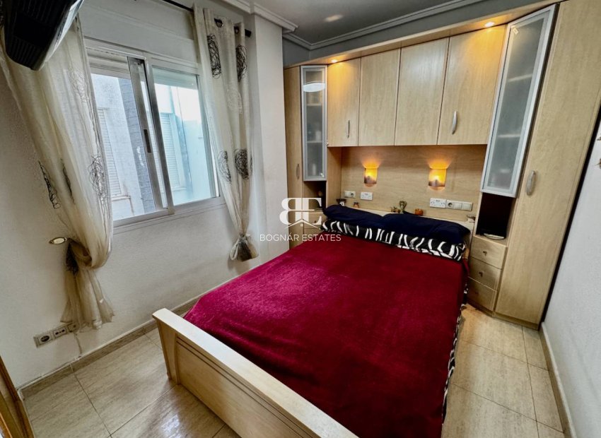 Resale - apartment -
Formentera del Segura