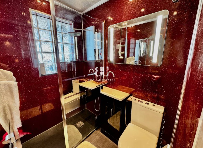 Resale - apartment -
Formentera del Segura