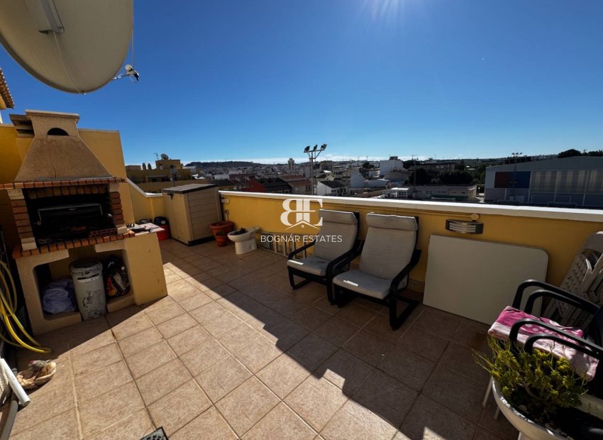 Resale - apartment -
Formentera del Segura