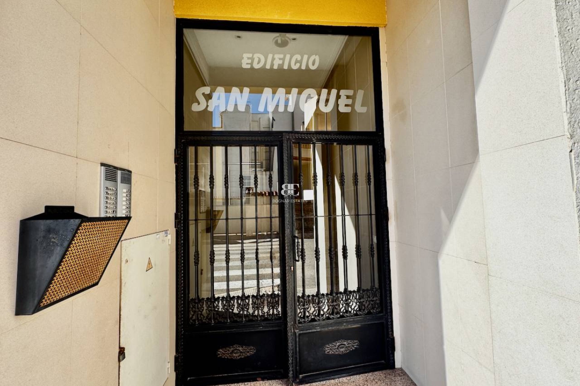 Resale - apartment -
Formentera del Segura