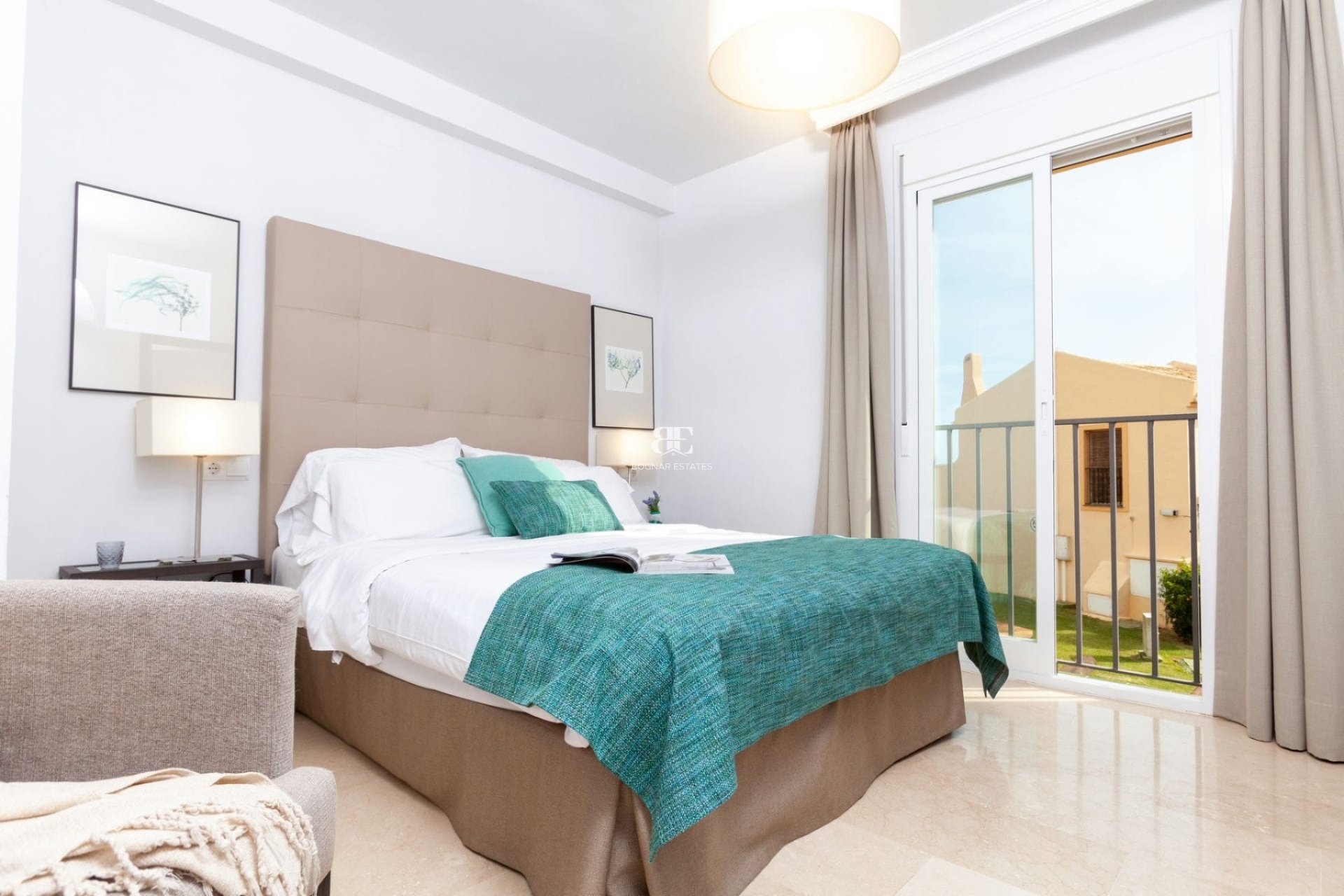 Resale - apartment -
Fuengirola