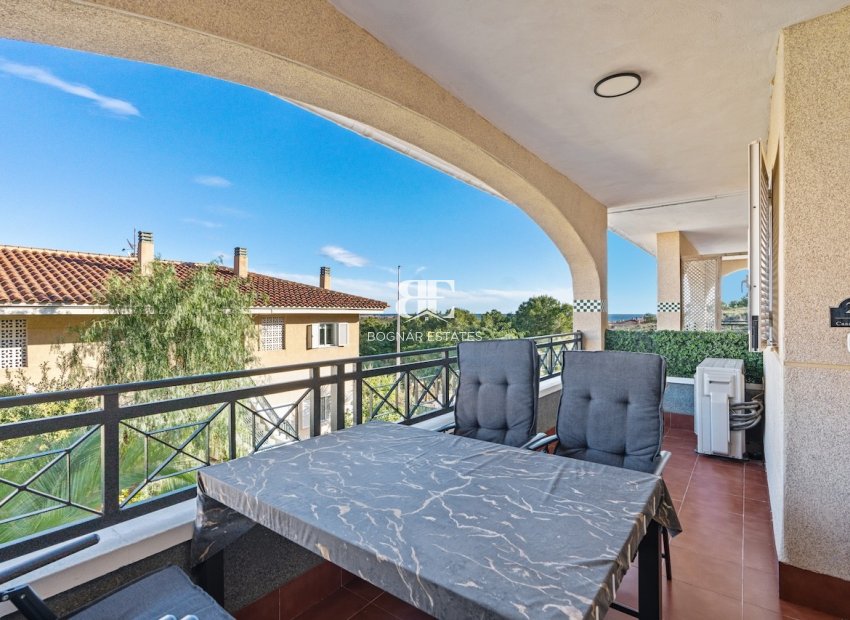 Resale - apartment -
Gran Alacant - Novamar