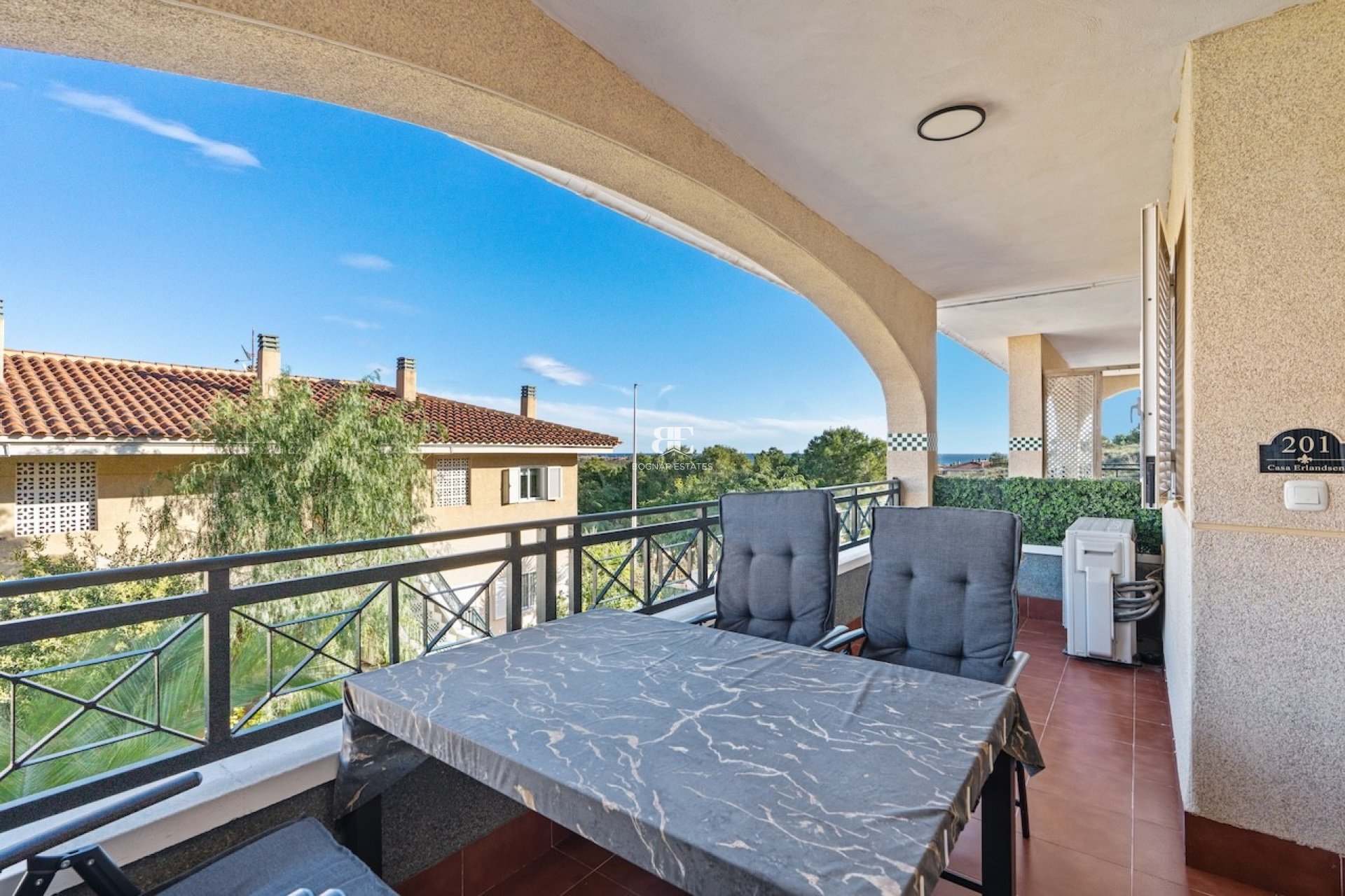 Resale - apartment -
Gran Alacant - Novamar