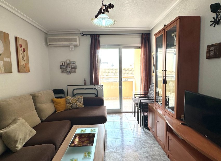 Resale - apartment -
Guardamar del Segura - Center
