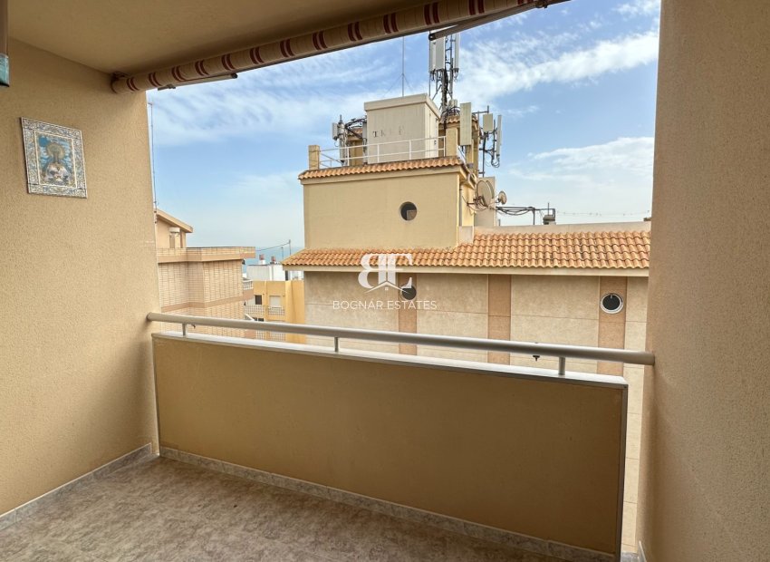 Resale - apartment -
Guardamar del Segura - Center