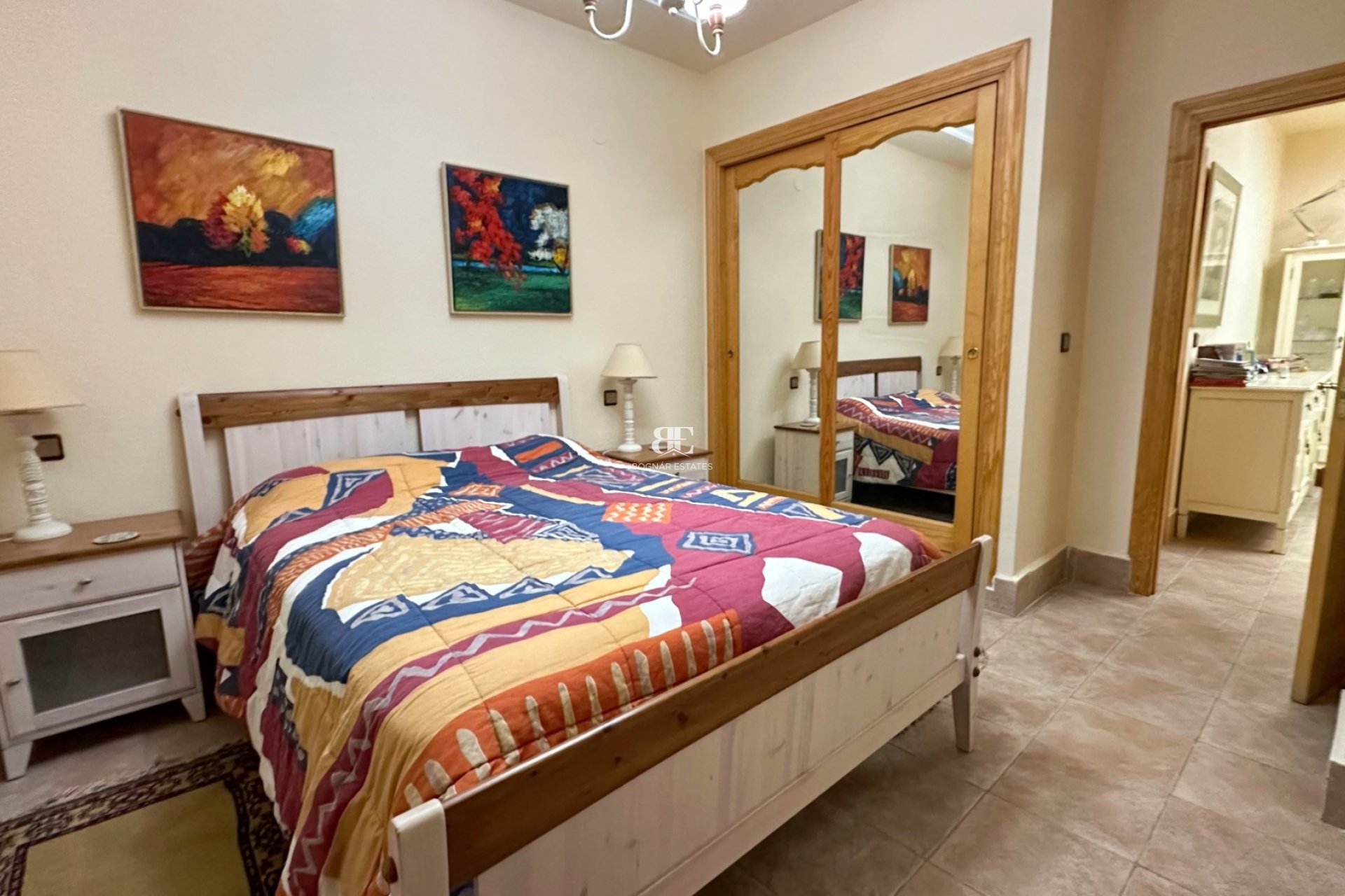 Resale - apartment -
Guardamar del Segura - Center