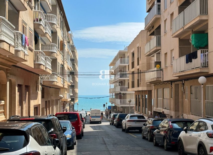 Resale - apartment -
Guardamar del Segura - Center