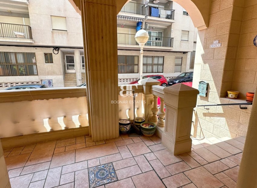 Resale - apartment -
Guardamar del Segura - Center