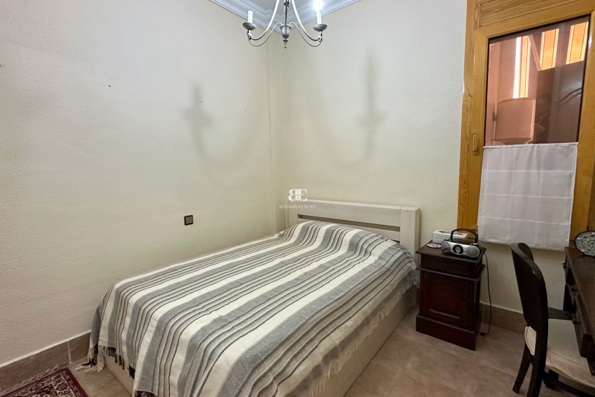 Resale - apartment -
Guardamar del Segura - Center