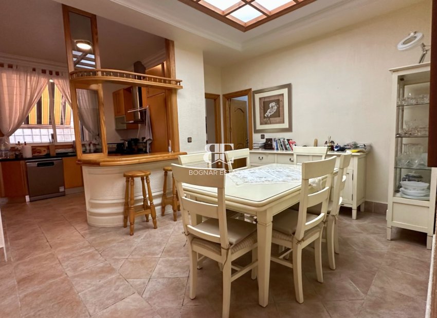 Resale - apartment -
Guardamar del Segura - Center