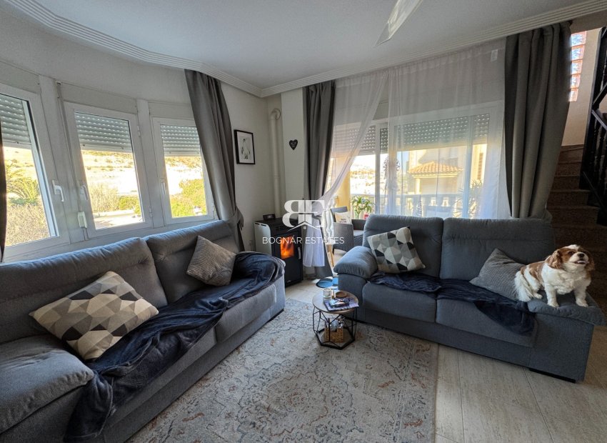 Resale - apartment -
Guardamar del Segura - El Moncayo