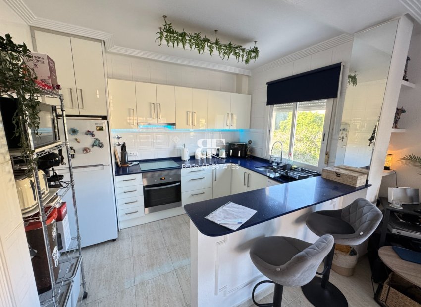 Resale - apartment -
Guardamar del Segura - El Moncayo