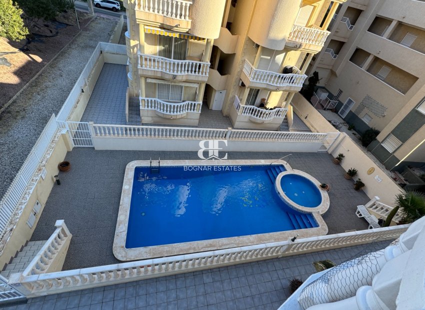 Resale - apartment -
Guardamar del Segura - El Moncayo