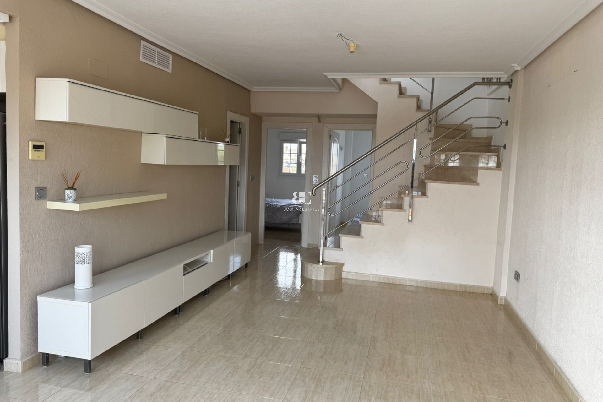 Resale - apartment -
Guardamar del Segura - El Raso