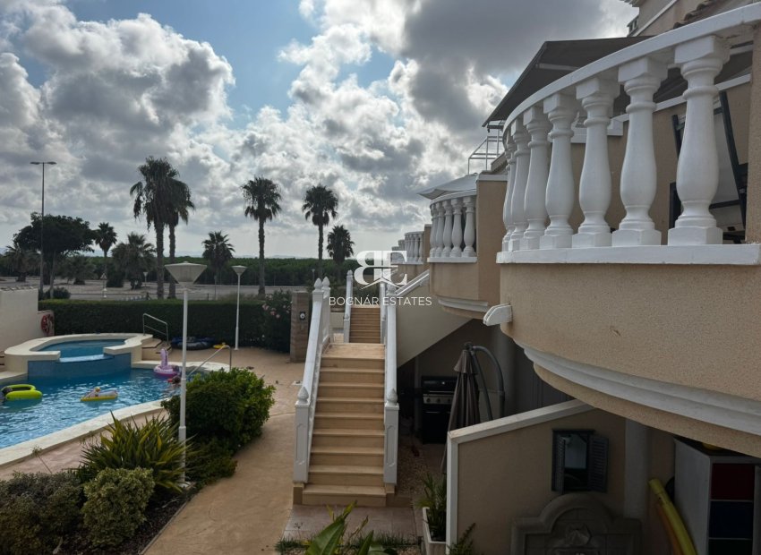 Resale - apartment -
Guardamar del Segura - El Raso