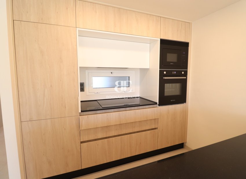 Resale - apartment -
Guardamar del Segura - El Raso